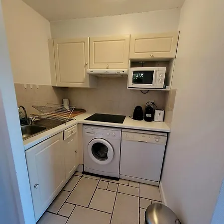 N°75 : 4-6 Personnes Plages A Pied *